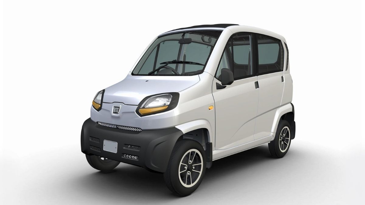 Bajaj Qute Mini Car